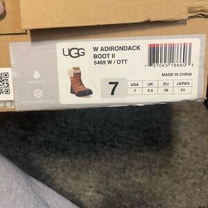 UGG Adirondack Boot II - Brown and Black